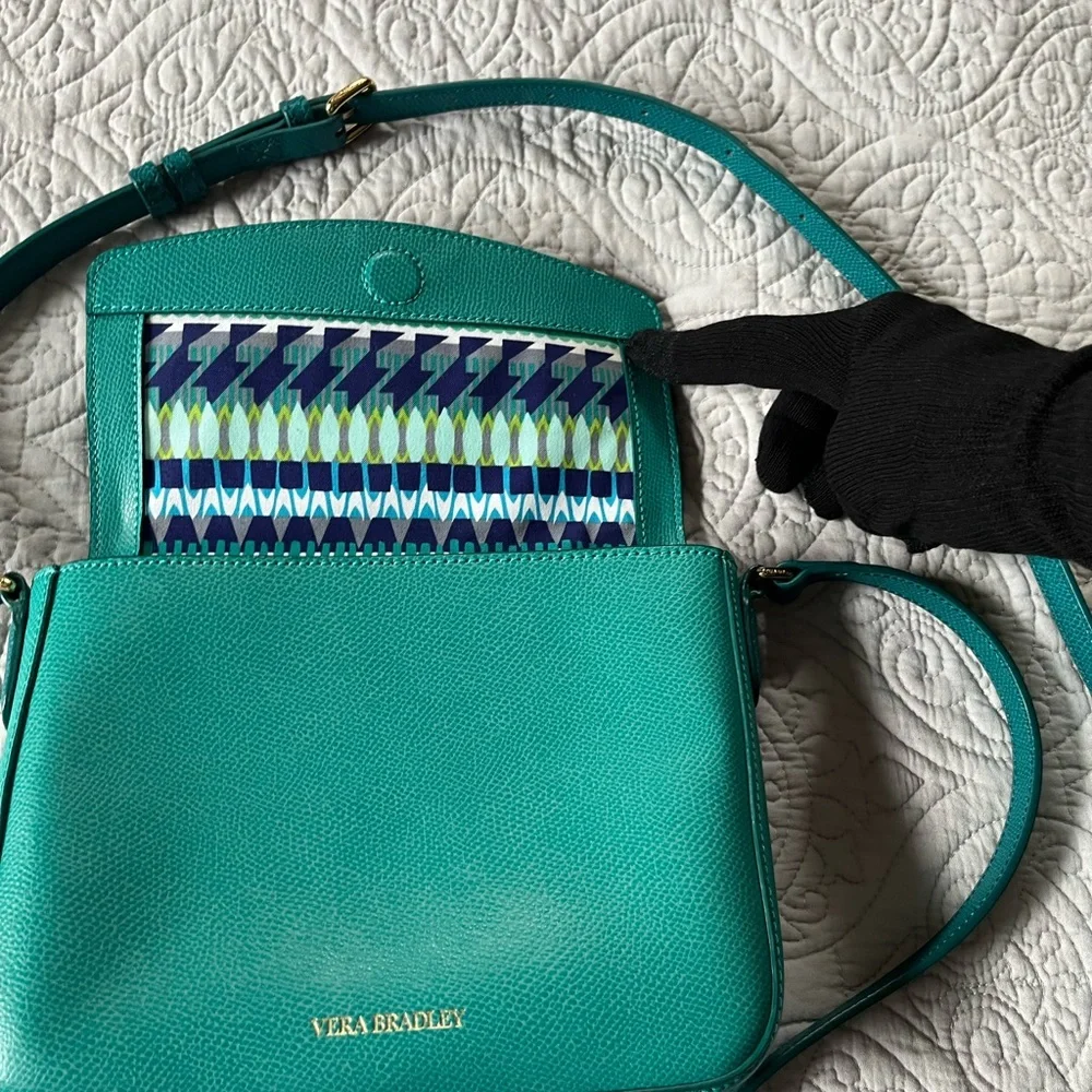 Vera Bradley Twice as Nice Crossbody Leather Bag in Teal/Aqua Colors “Like New” - Picture 10 of 14